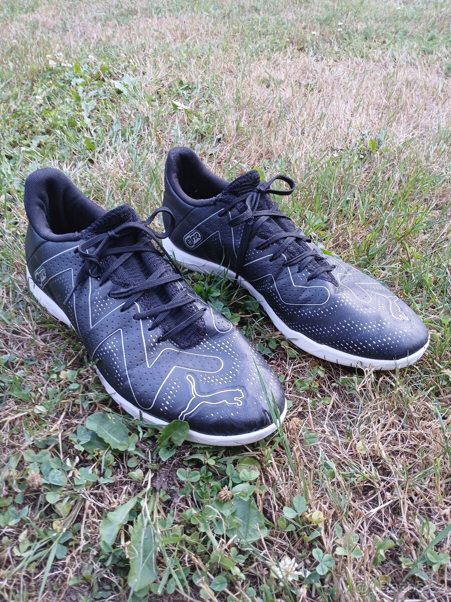 sálovky Puma Future Play IT vel.46
