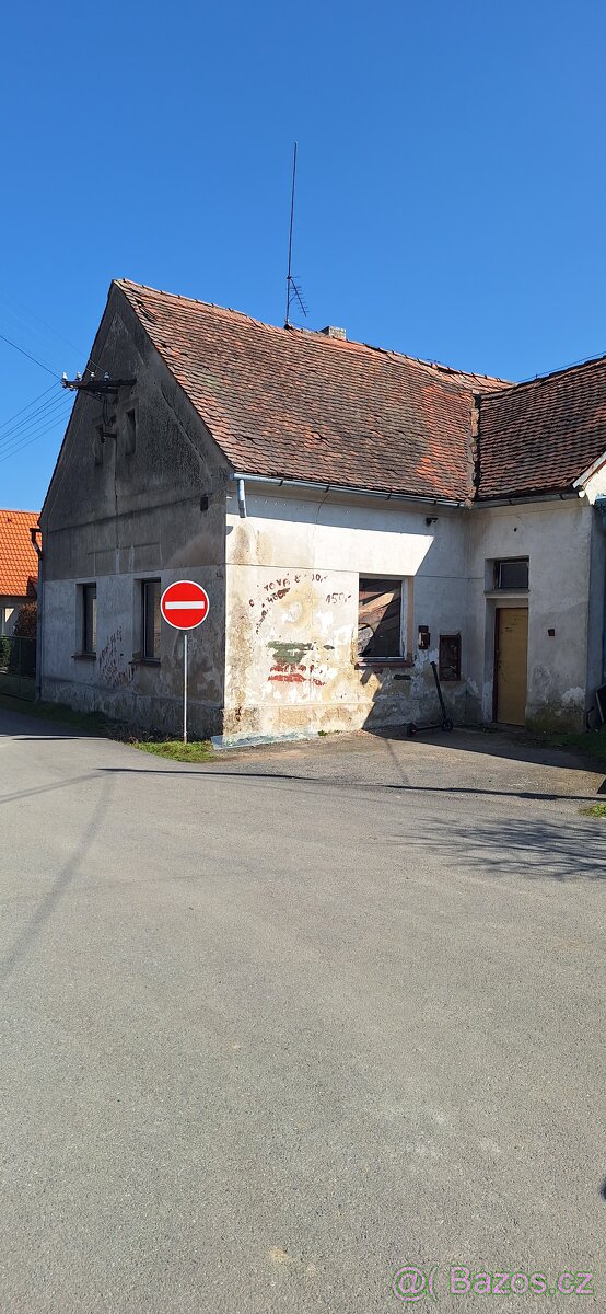 RD DŮM ÚJEZD NAD ZBEČNEM CHKO KŘIVOKLÁTSKO