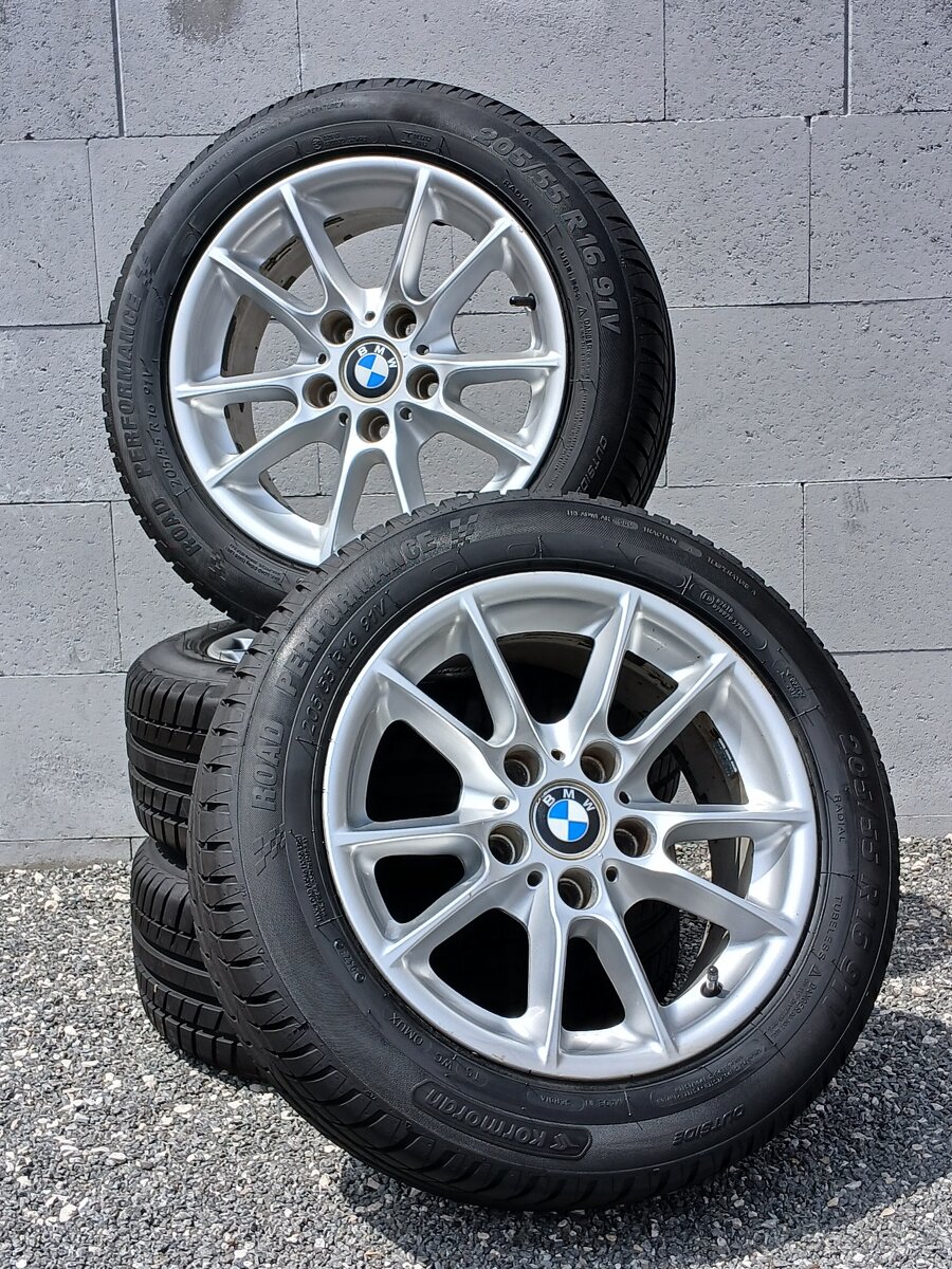 Orig alu kola Bmw, zánovní pneu 205/55/16 vzorek 8mm