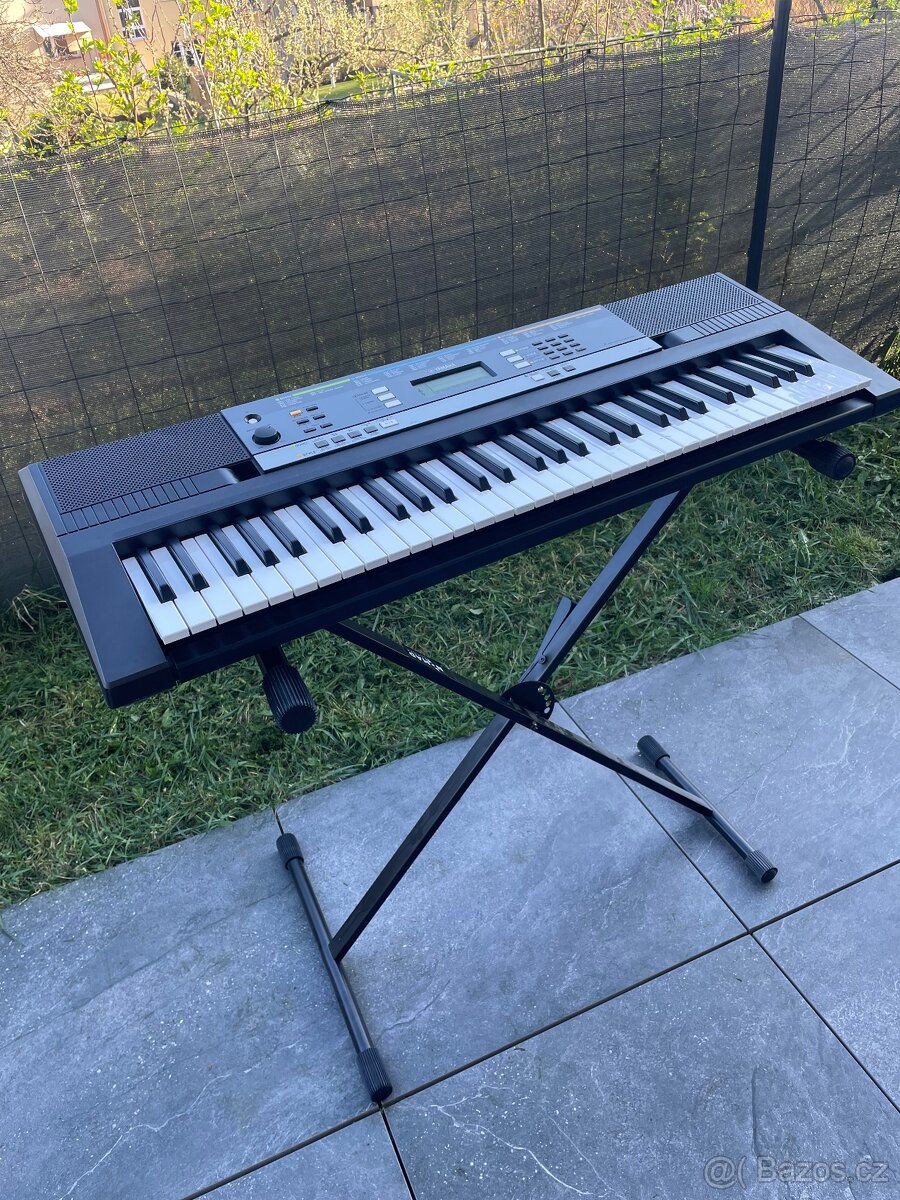 Klávesy Yamaha