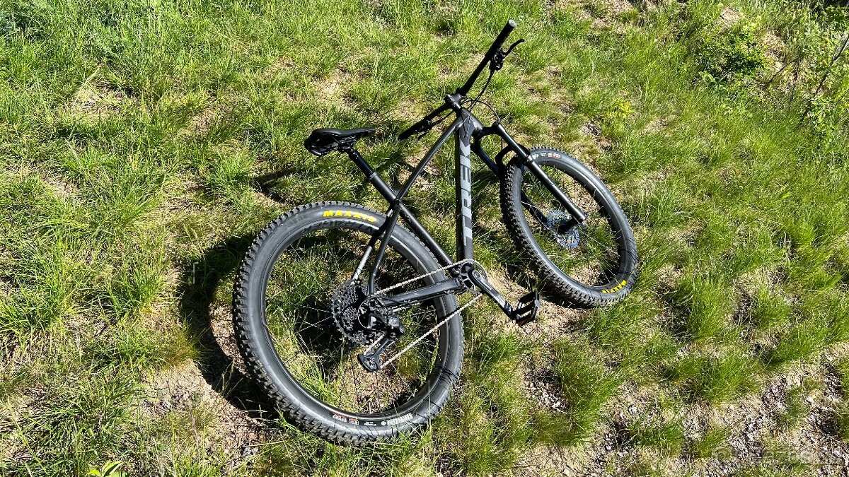 Trek Roscoe 7 - Dnister black / L