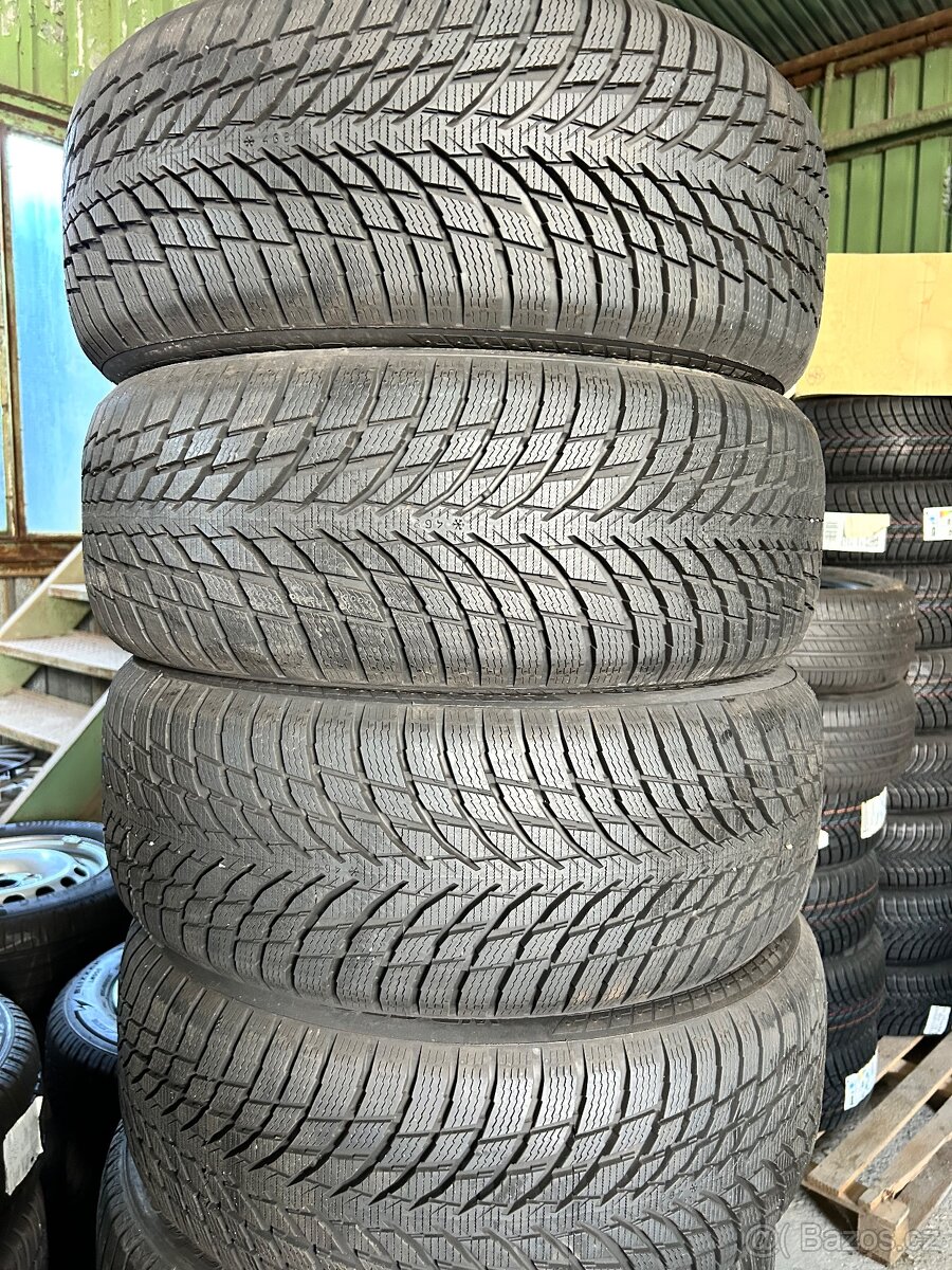 215/50/18 zimní pneu