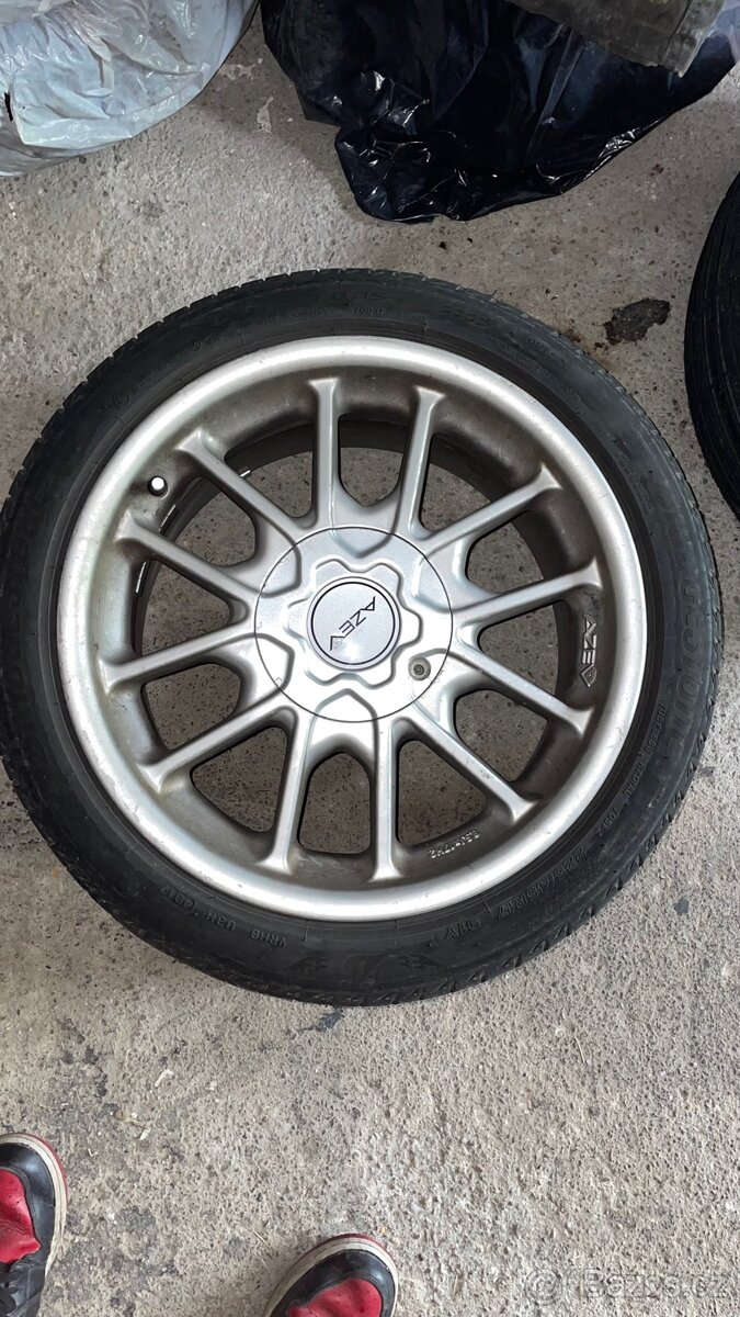 Alu kola 5x108 letní