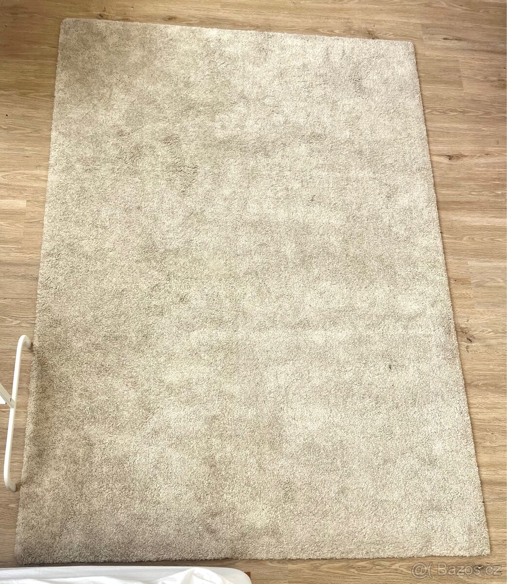 Koberec 140x200 cm