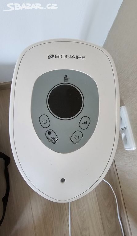Čistička vzduchu Bionaire BAP 001X - zánovní,nové filtry.