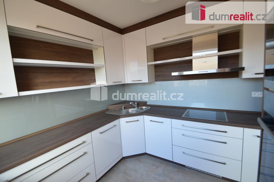 Pronájem 3+1 74m2+balkon P5 Hlubočepy Záhorského kompletně n