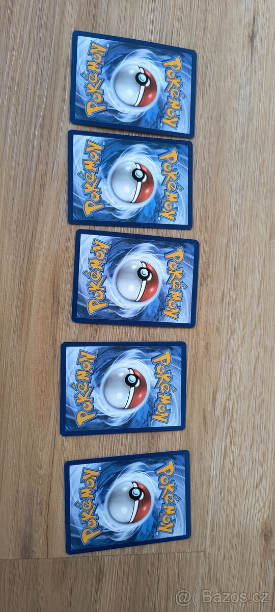 Náhodný balíček 5ks Pokémon karet