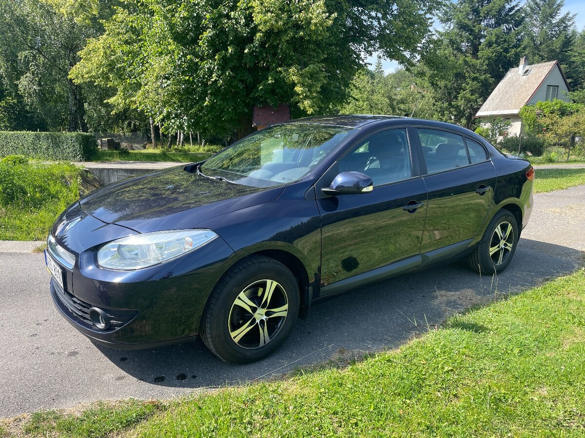 Renault Fluence 1.6 16V | STK do 06/2027 | 2. majitel | ČR