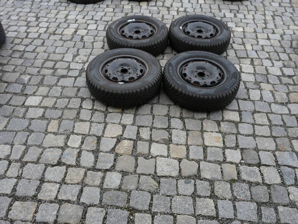 ZIMNÍ PNEU + DISKY ŠKODA 14" VW,SEAT 175/70R14