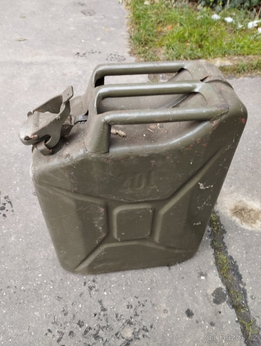Plechový kanystr 20l