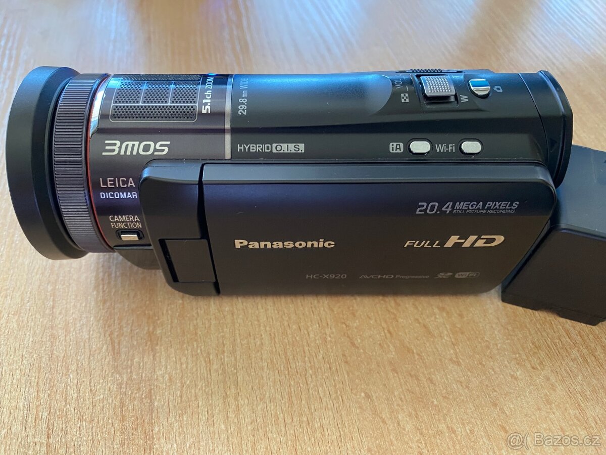 Panasonic X 920