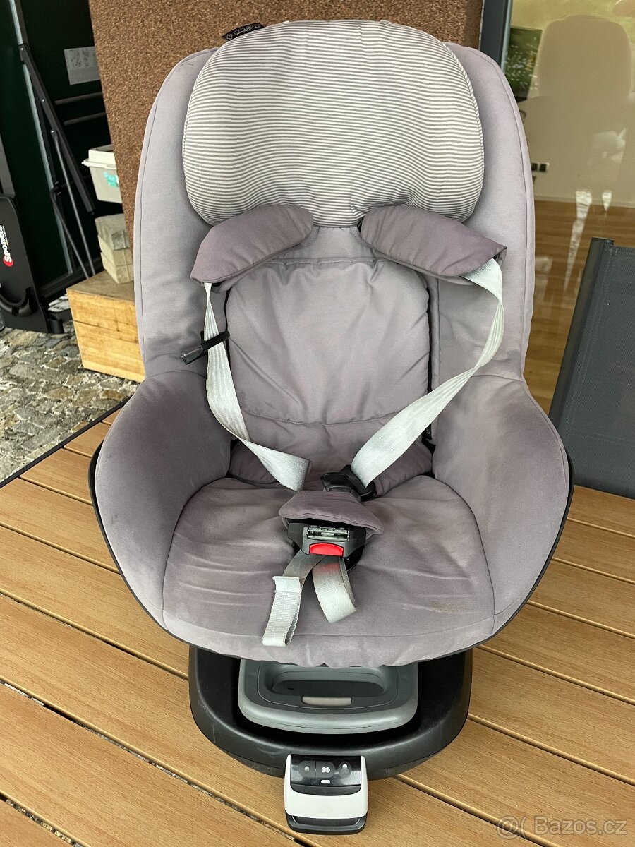 Autosedačka Maxi Cosi Pearl + základna