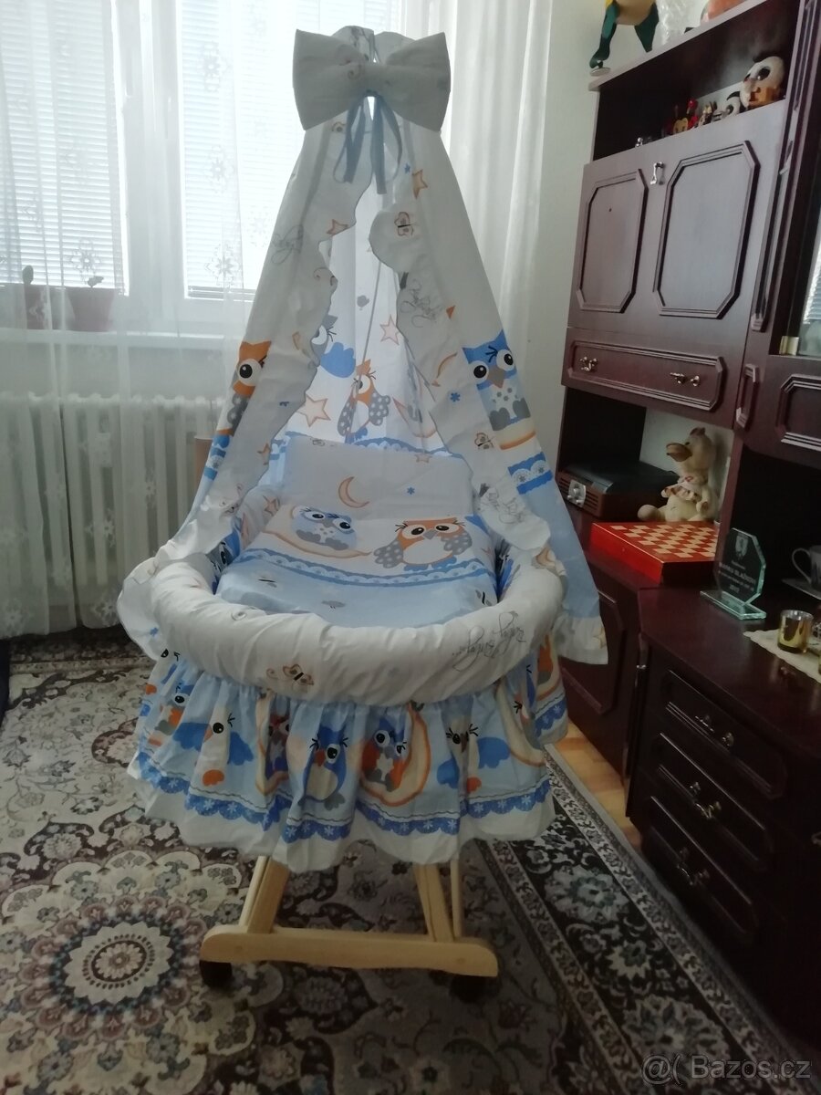 Pojízdný košík s nebesy pro chlapce