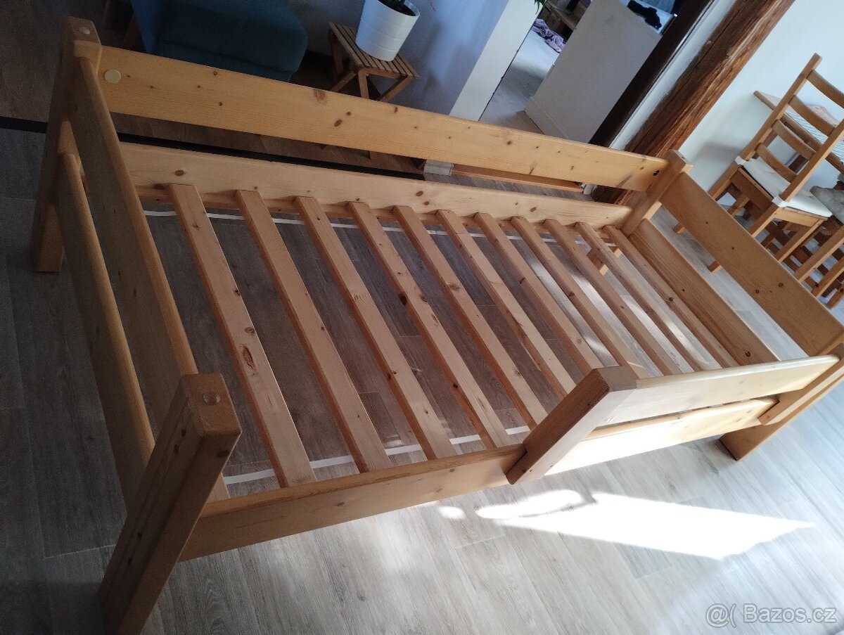 Jednolužko z kvalitního masivu