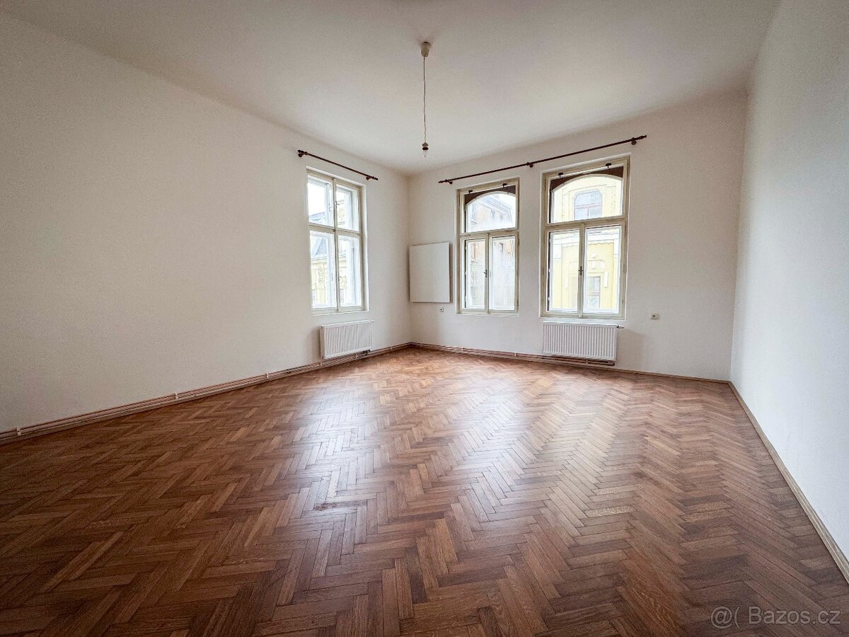 Pronájem bytu 3kk s terasou v centru Jablonce nad Nisou