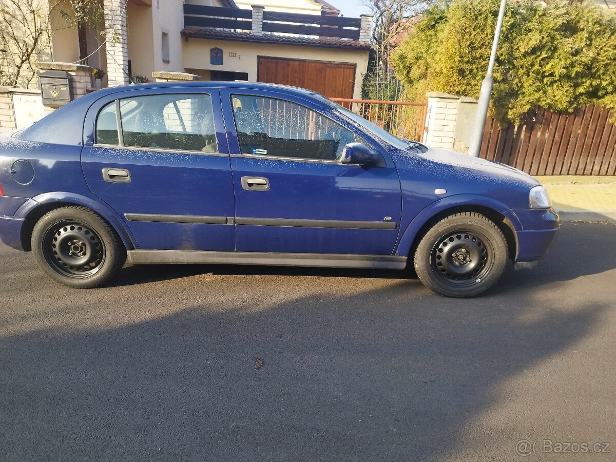 Prodám Opel Astra-G - 2008 -  345846 km na náhradní díly