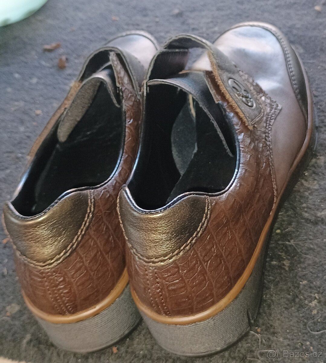 Prodám dámské boty Rieker