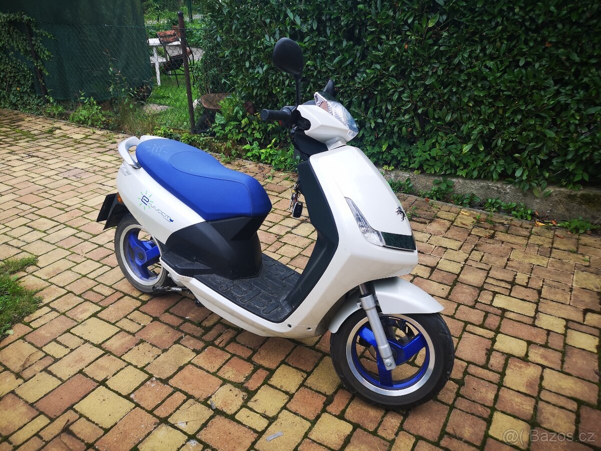 Skútr Elektrický Peugeot Vivacity