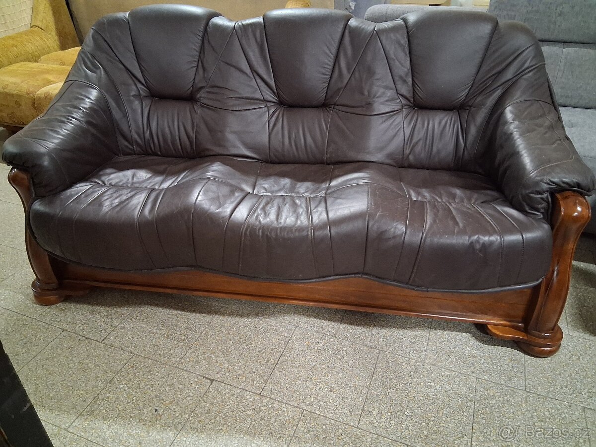 Pohovka kožená rustikální