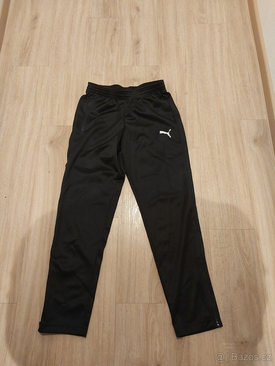 Sportovní tepláky PUMA vel. 152