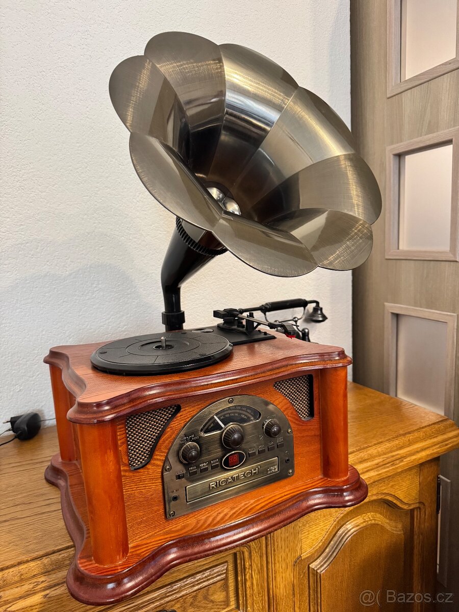 Prodám moderní gramofon