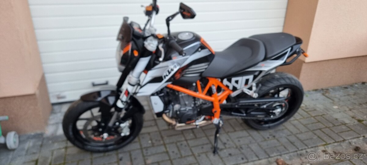 Ktm Duke 690