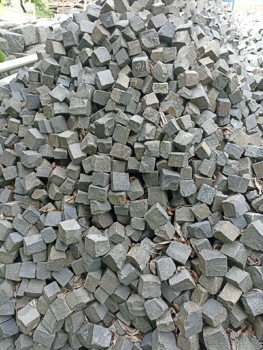 Čedičové kostky
