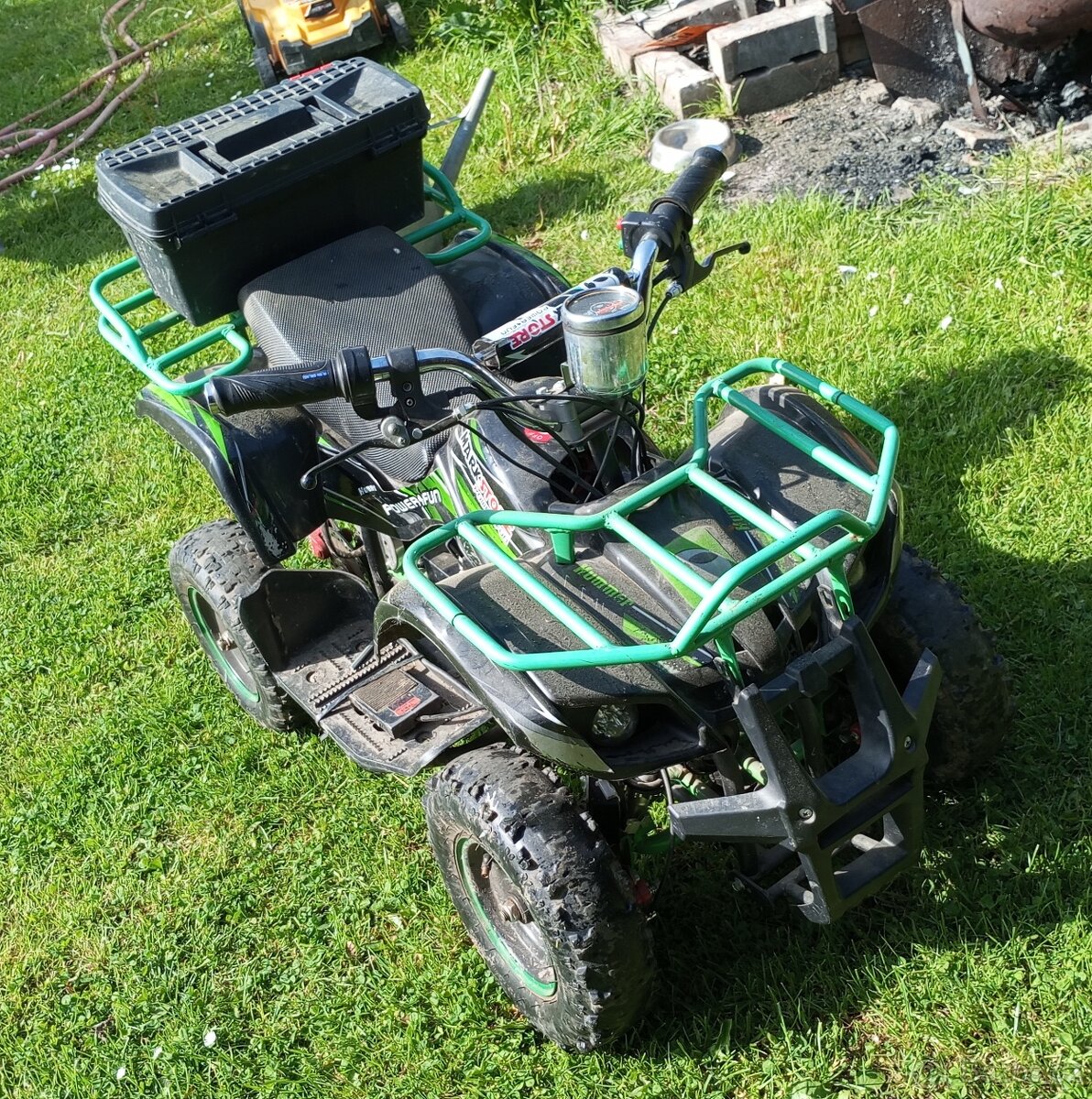 Dětská elektrická čtyřkolka