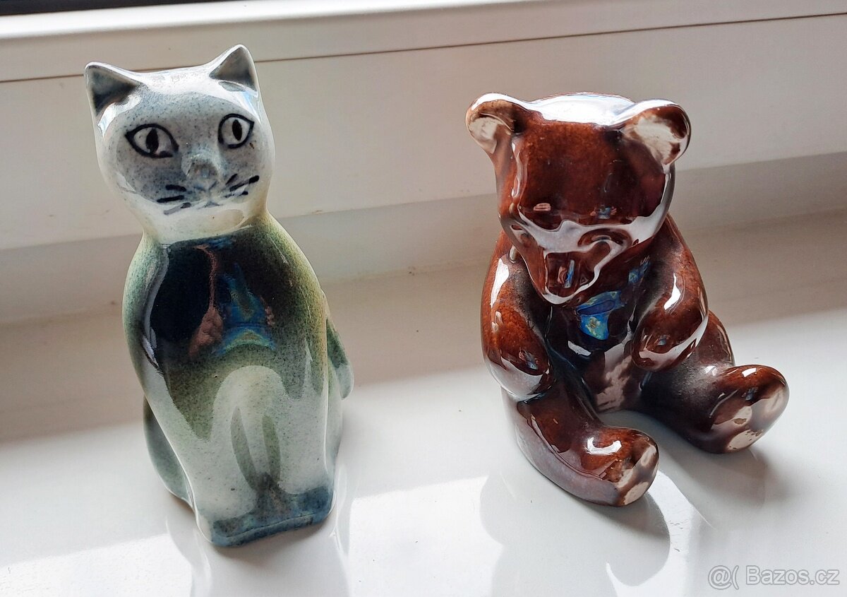 Prodám porcelánová kočka a medvídek.