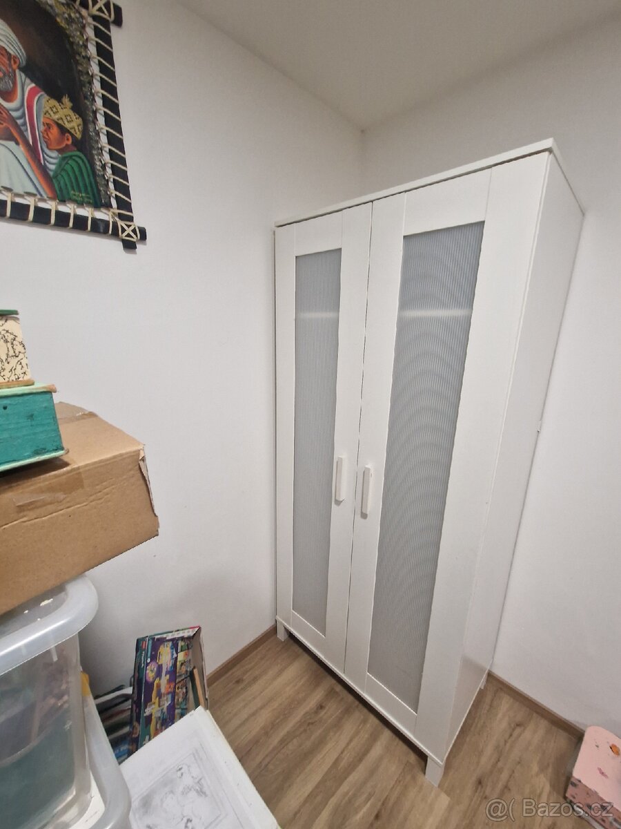skříň IKEA