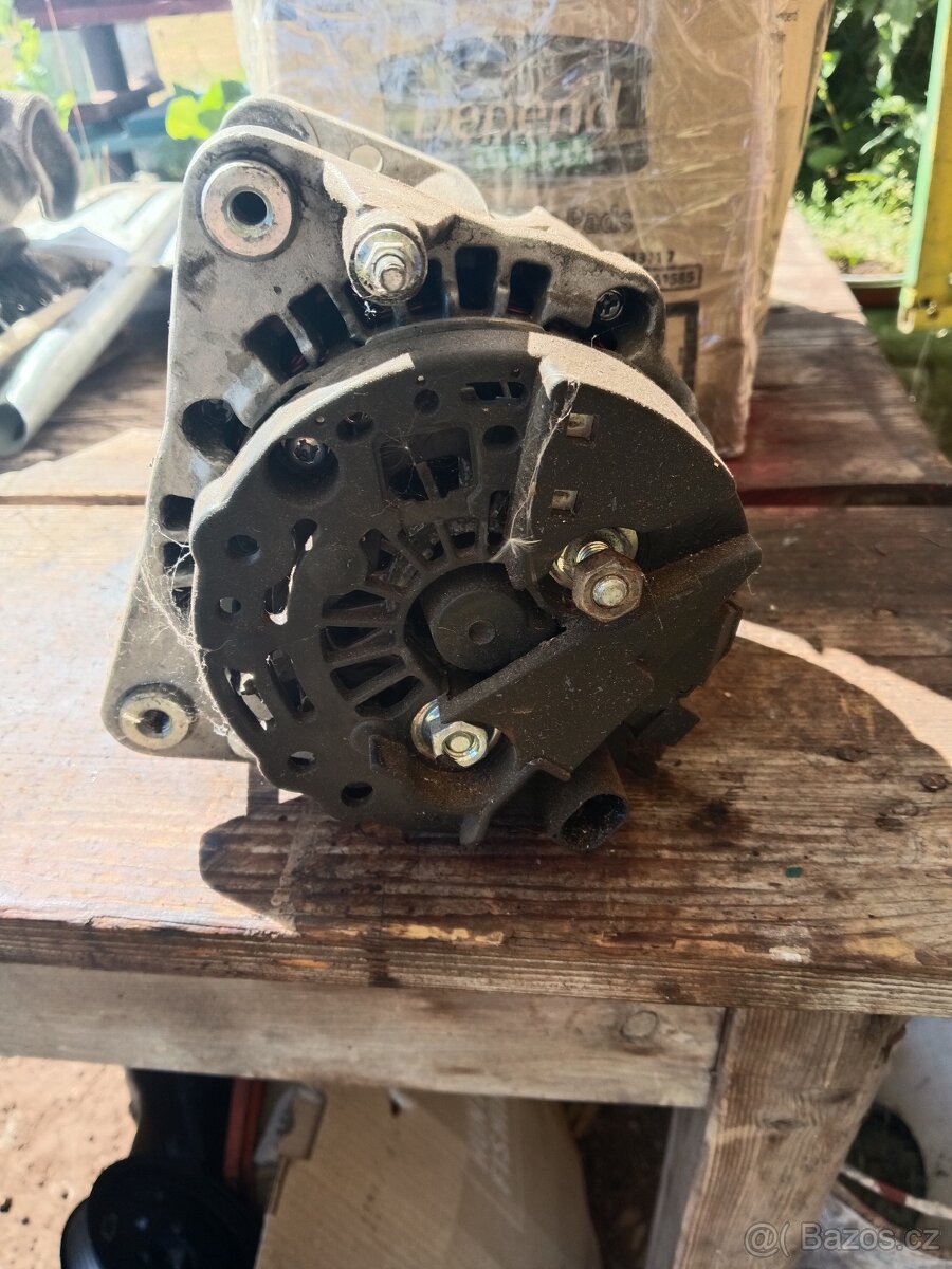 Alternátor Audi A4 B6