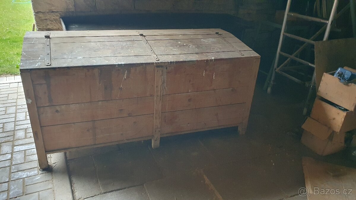 velká bedna na obilí