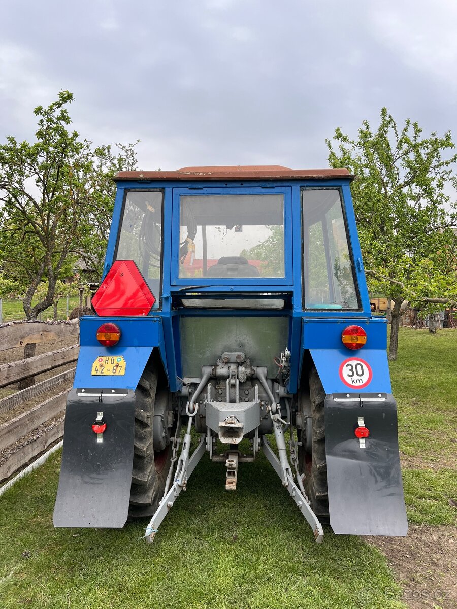 Traktor zetor 69-11