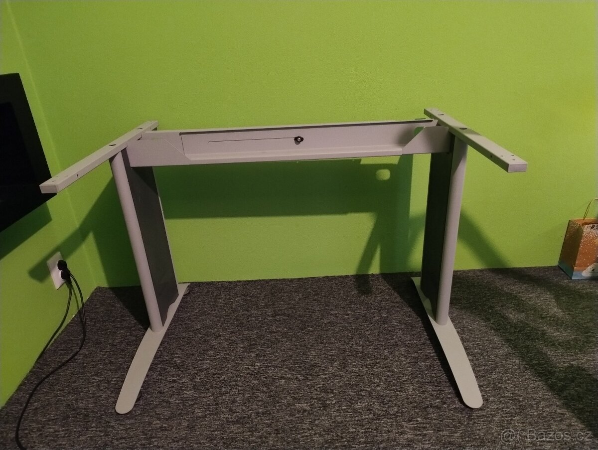 Kancelařský stůl HOBIS bez desky
