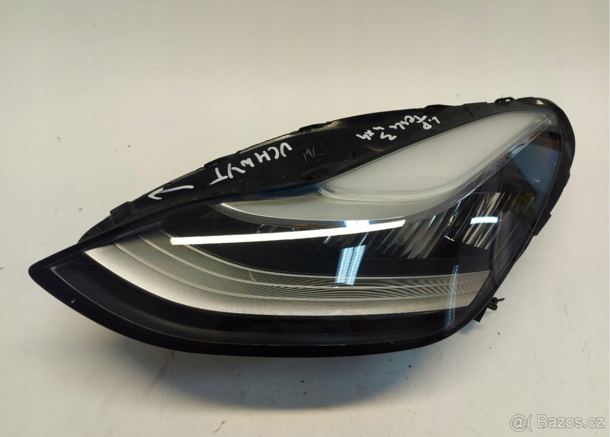 Levé přední světlo Tesla Model 3 III 1077379-00-c