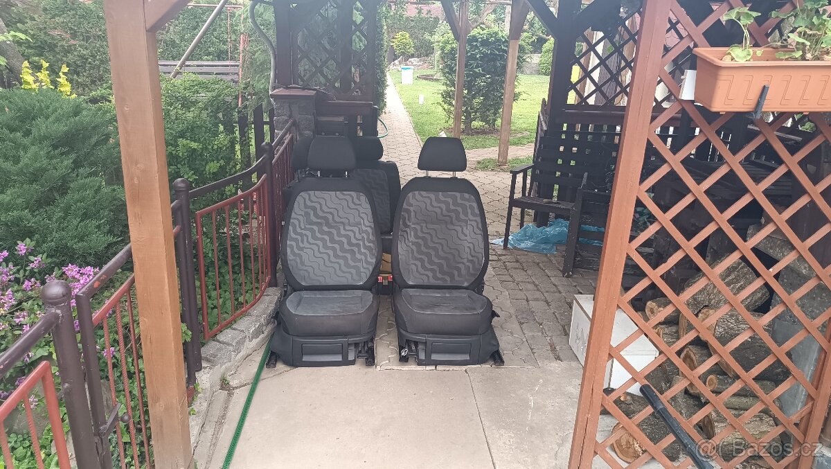 Autosedačky