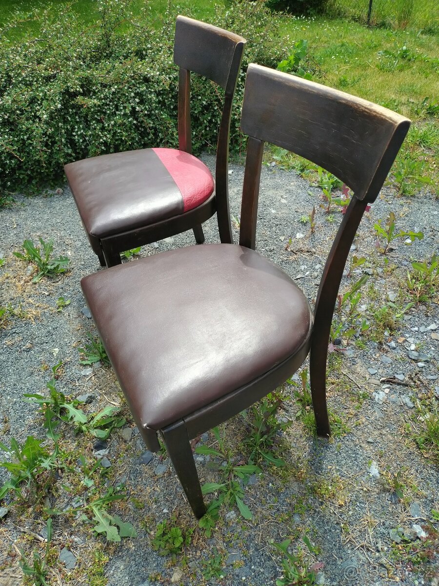 2 starší čalouněné kuchyňské židle TON