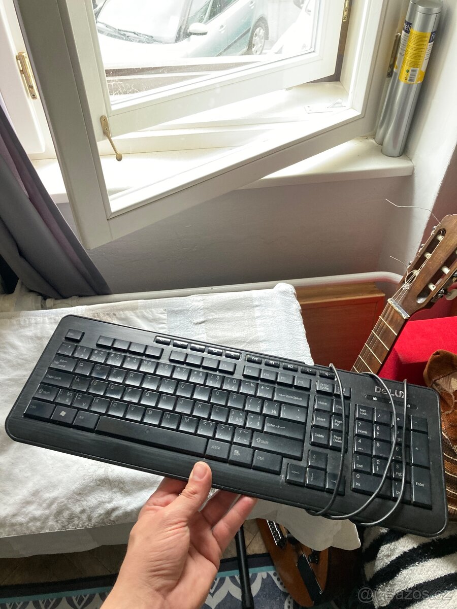 Prodám Kancelářskou Klávesnici