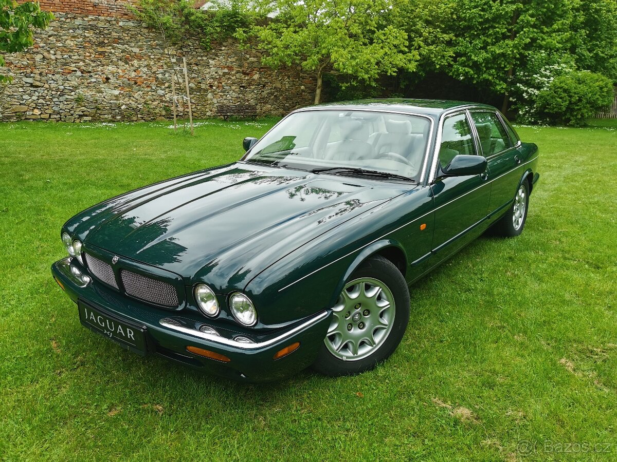 Jaguár XJ8 4.0 SOVEREIGN,1998,209kW(284 koní),automat,servis