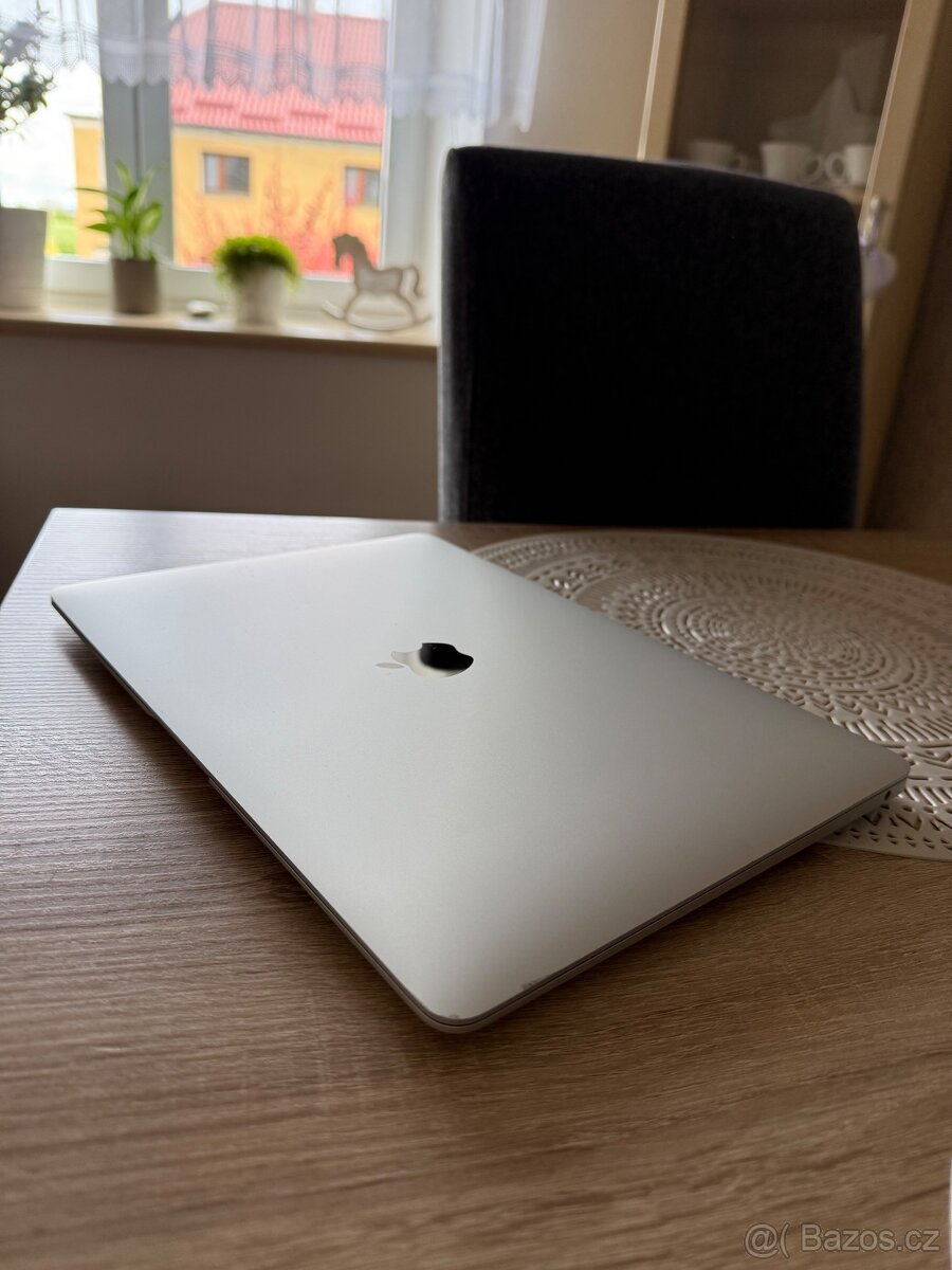 Macbook Air 2020
