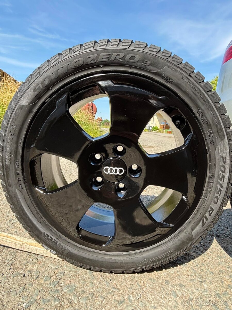 kola Audi – Pirelli Sottozero 3, 205/50 R17