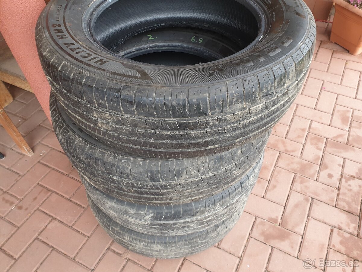 225/65R17H cena za sadu