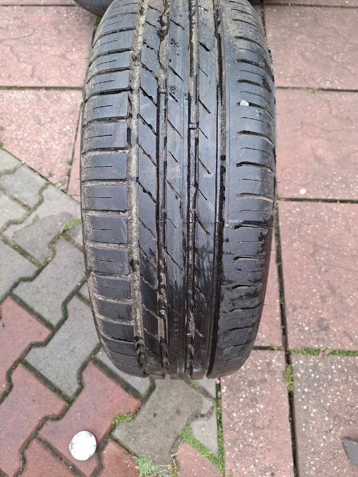 Prodám 4 ks letních pneu Nokian 205/55R16 91V