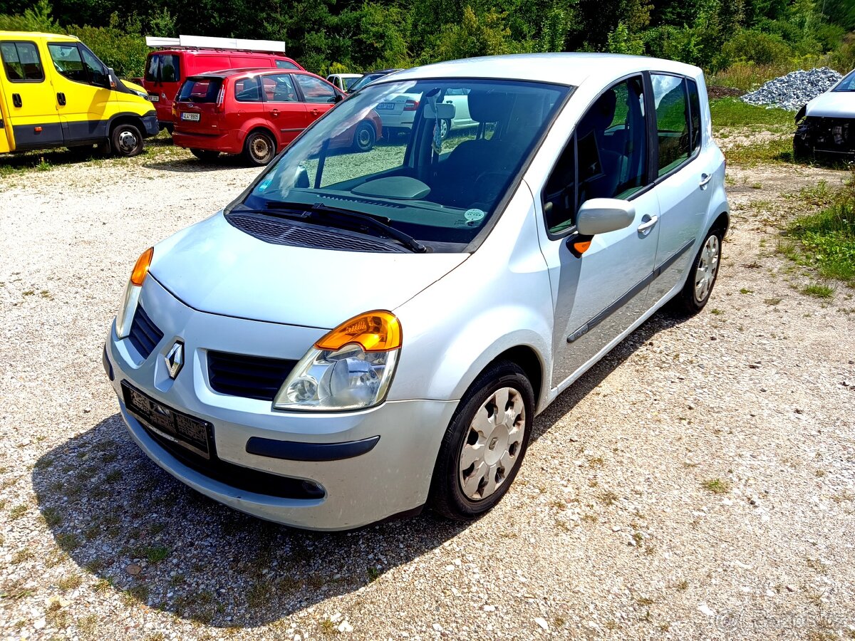 Renault modus 1.6i 16V 65 kW rv 2006