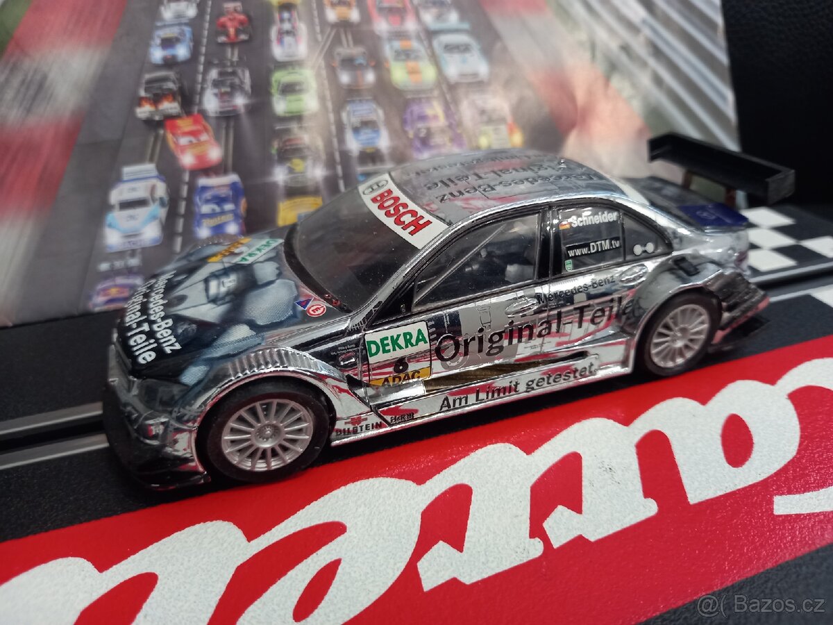 Autodráha carrera D132 auto Mercedes