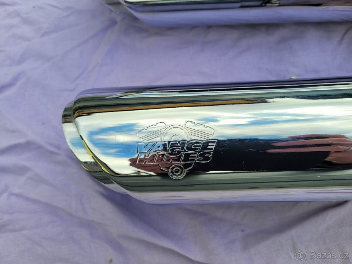 výfuky Vance & Hines