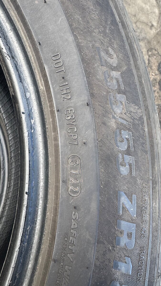Letní pneu 255/55 r18