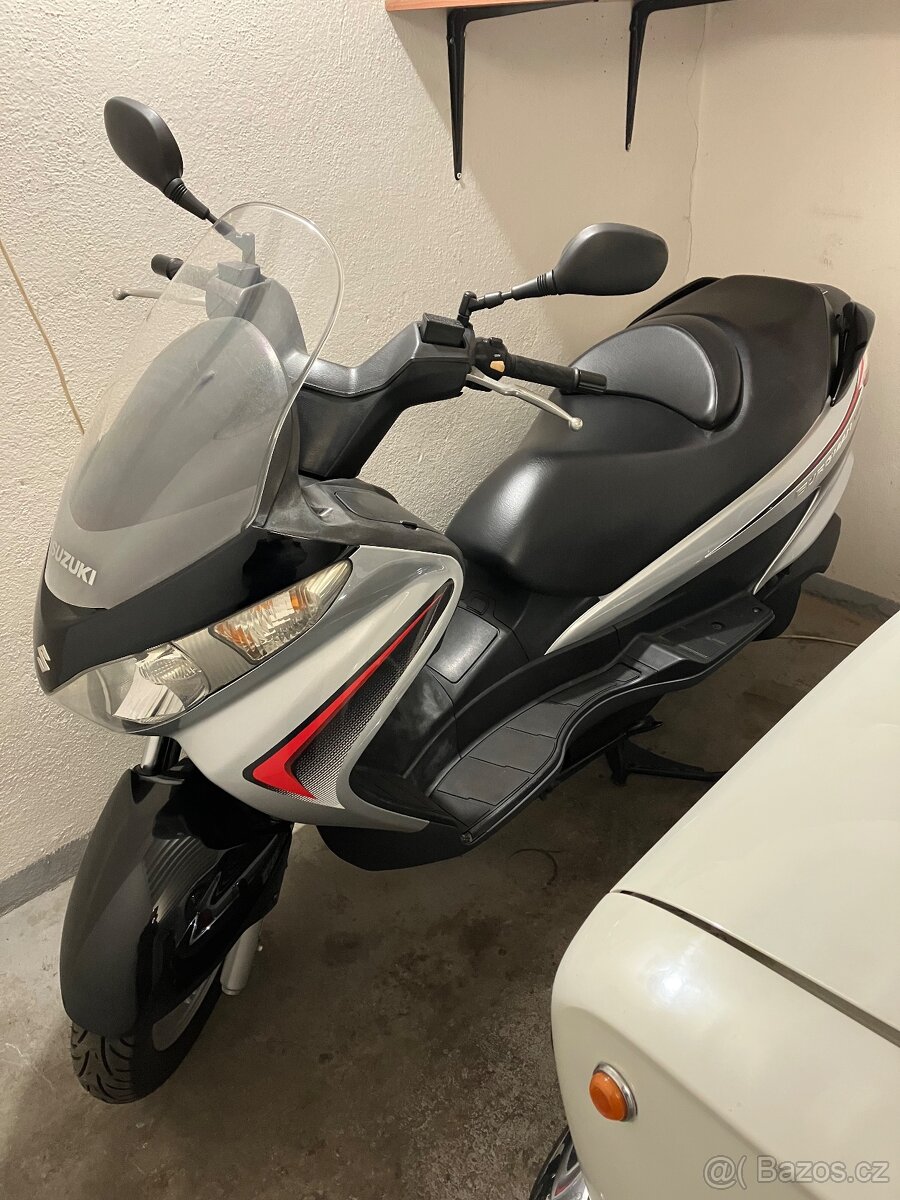 Suzuki Burgman 125