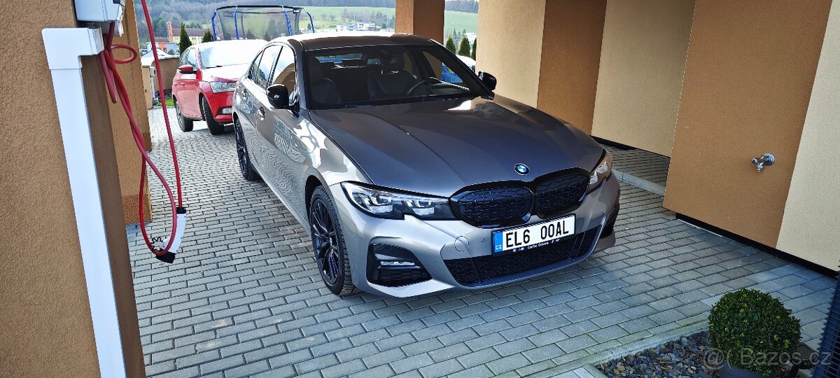 BMW 330e xDrive M Sport 4x4