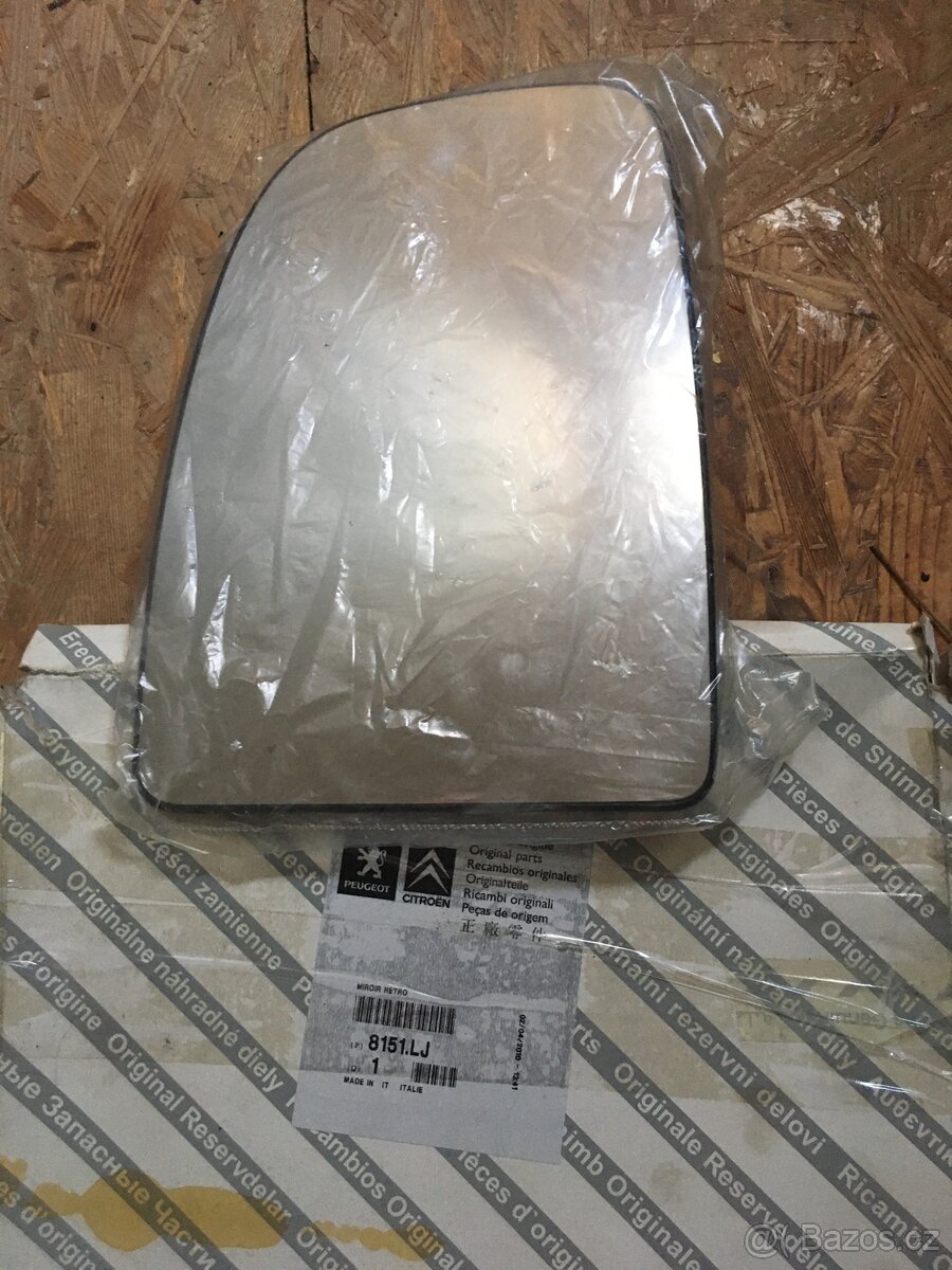 Levé horní sklo zrcátka Citroën Peugeot Fiat